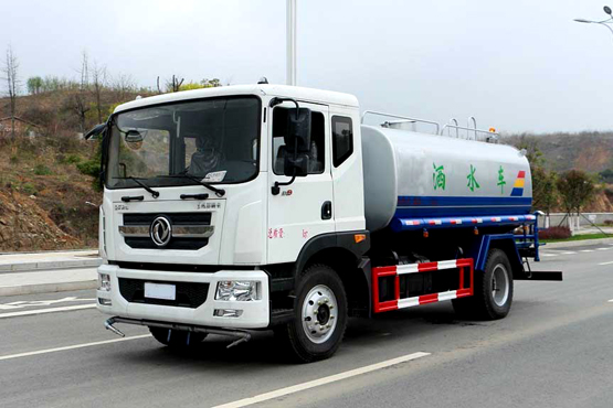 怎樣排除灑水車柴油機(jī)過(guò)早、過(guò)遲的噴油現(xiàn)象？